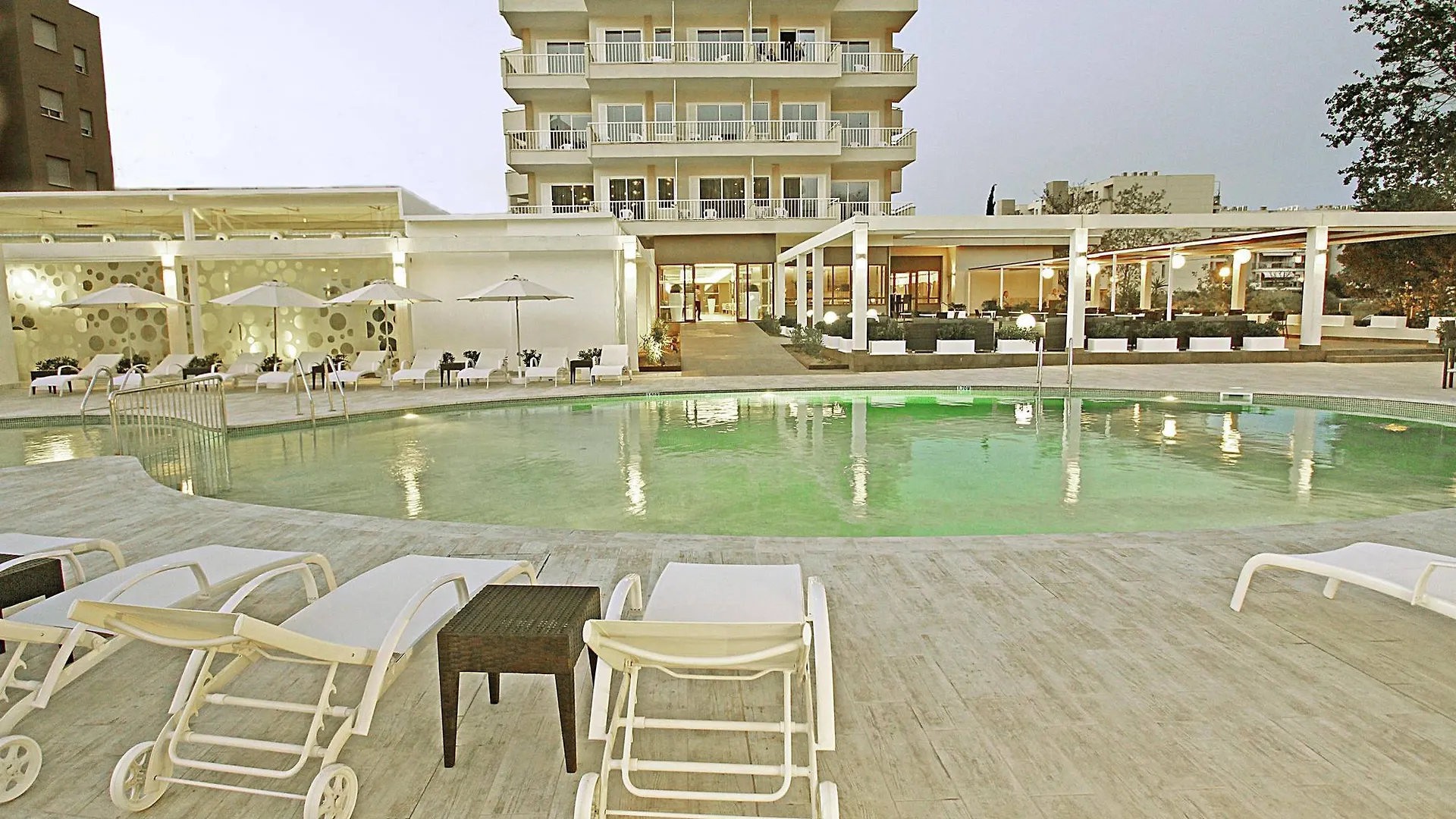 Bg Caballero Playa de Palma  4*, Playa de Palma (Mallorca) Španělsko